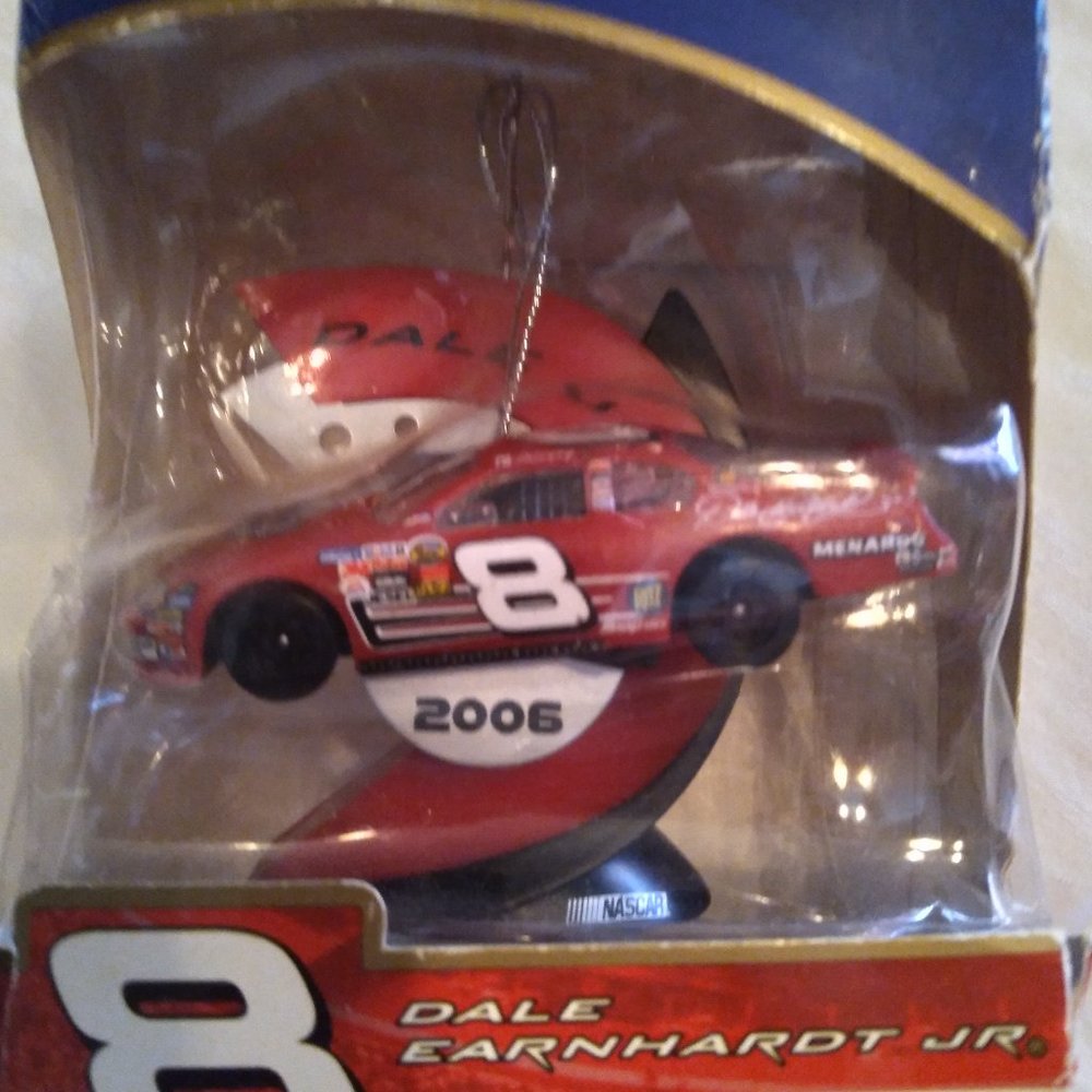 5 PC #8 DALE EARNHARDT JR SOUVENIR SET - Picture 7 of 16